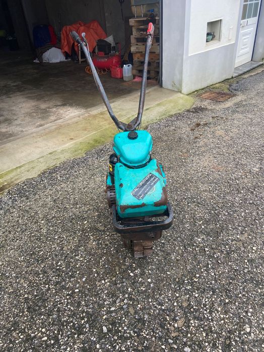 Vendo moto enxada  bertolini