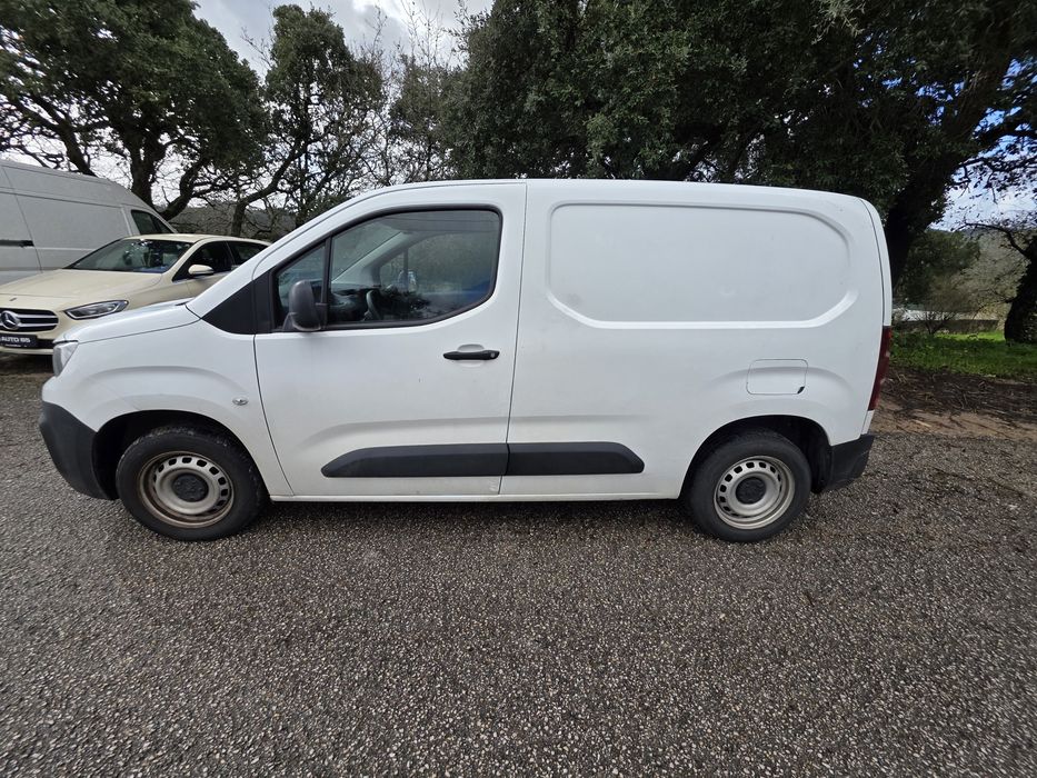 Peugeot Partner 1.5- 100CV iva dedutível