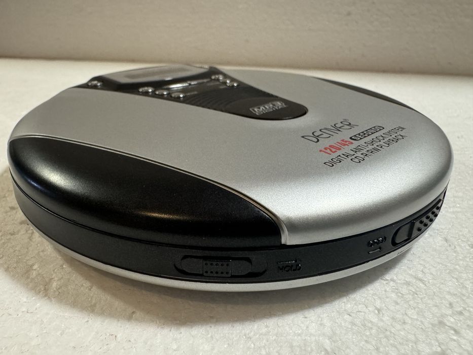 Leitor de CDs portátil