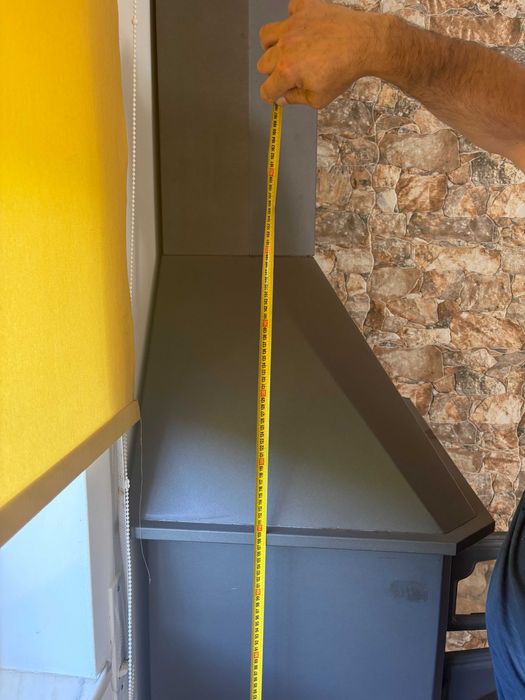 Salamandra a lenha com forno e porta lenha, com uso de 2 vezes