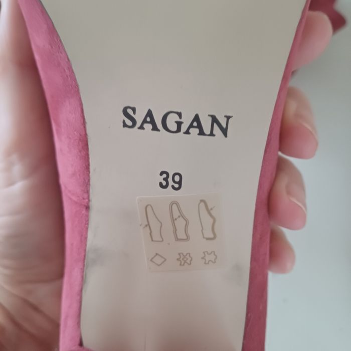 Sagan buty skóra zamsz