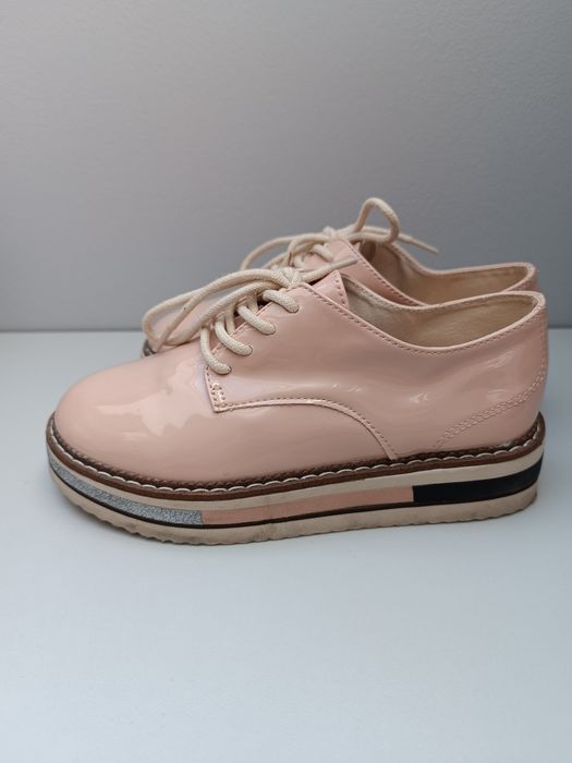 Lakierki trzewiki Zara footwear 31 tenisówki buty wiosenne Adidasy