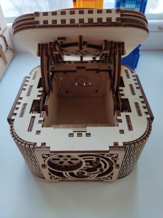 Шкатулка с секретом UGEARS