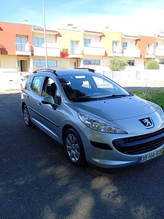 Carro como novo com apenas 87000 quilómetros aceito troca e retoma