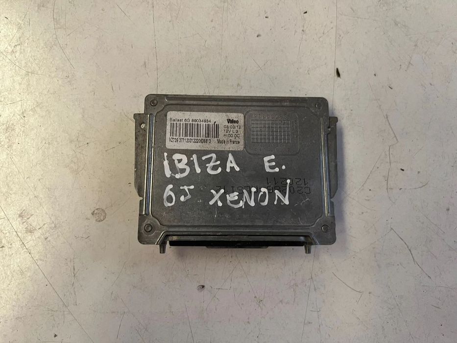 Seat Ibiza 6J - BALASTRO FAROL XENON ESQUERDO - Z648-