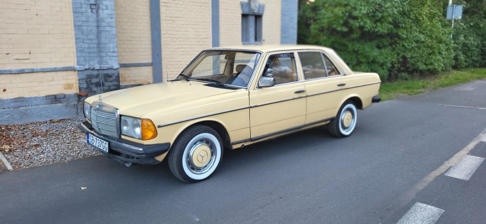 Mercedes-Benz W123