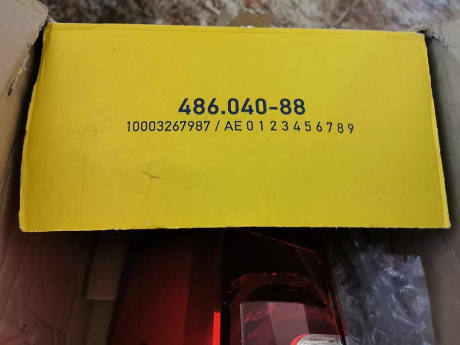 Hella lampa tylna Prawa 2SK.013.253-221 Mercedes Sprinter Nowa