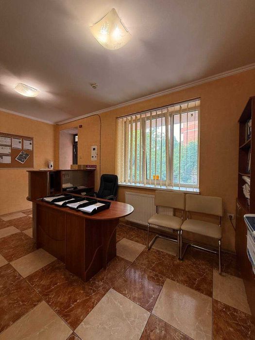 Оренда приміщення з меблями