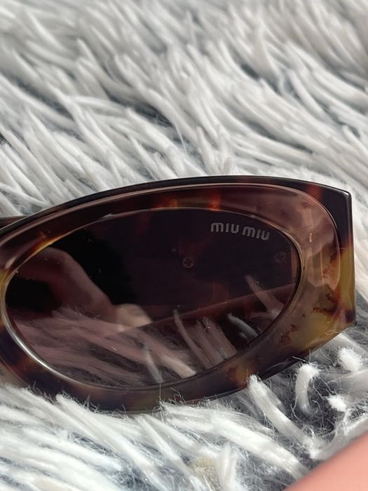 Okulary przeciwsłoneczne Miu Miu