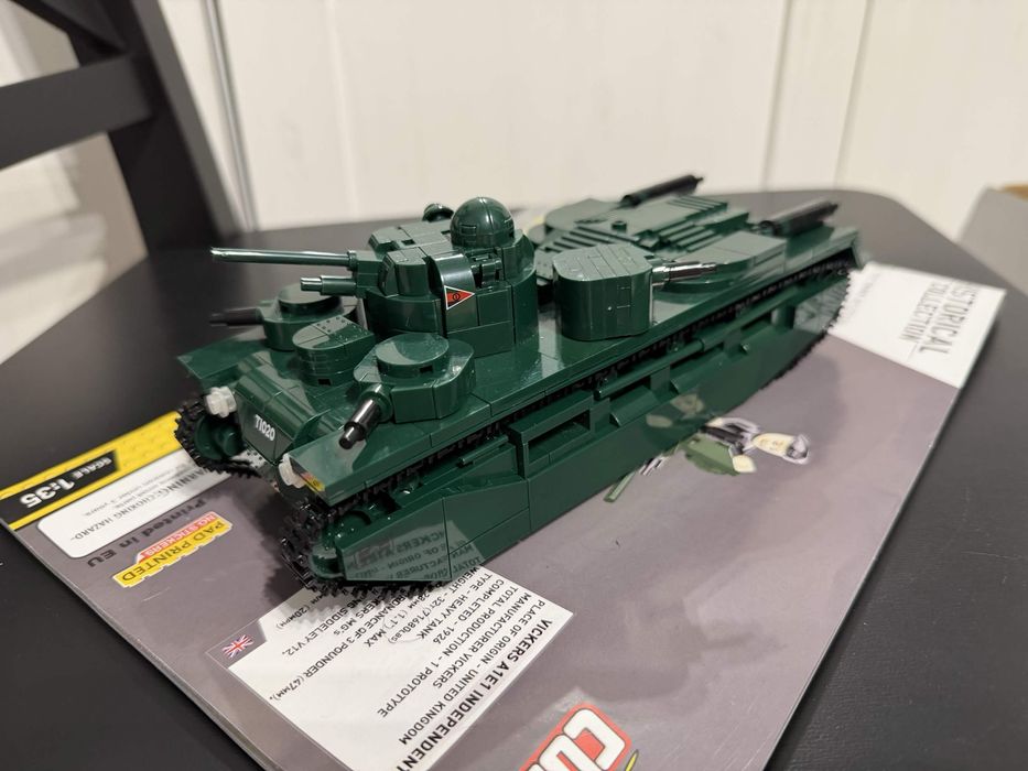 Cobi czołg Vickers A1E1 Independent (2990)
