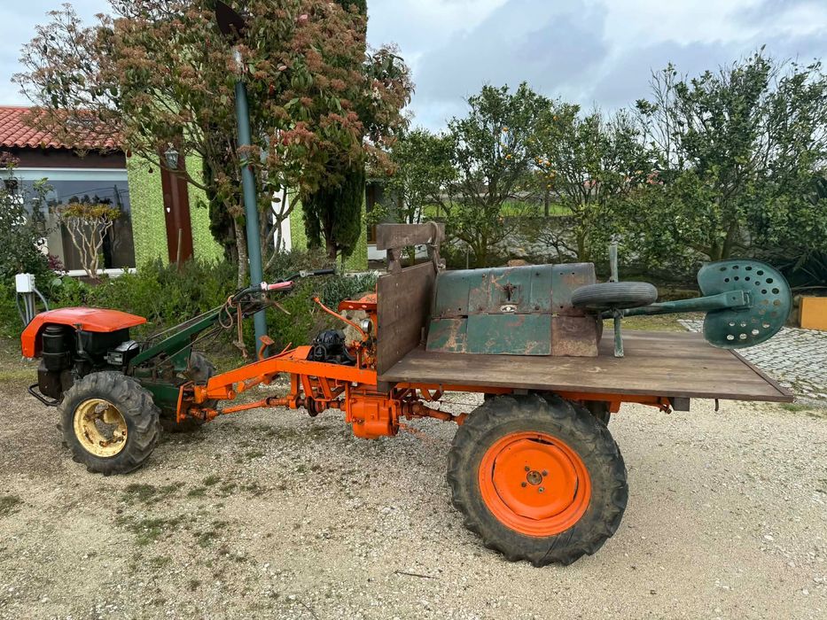 Motocultivador 14 Cv com frese, estrado amovível e tambor