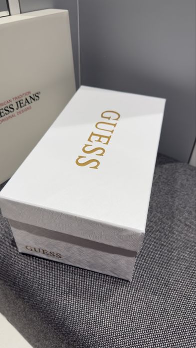Nowe Oryginalne Klapki Guess z Metką i Pudełkiem – Rozmiar 38, 39,40