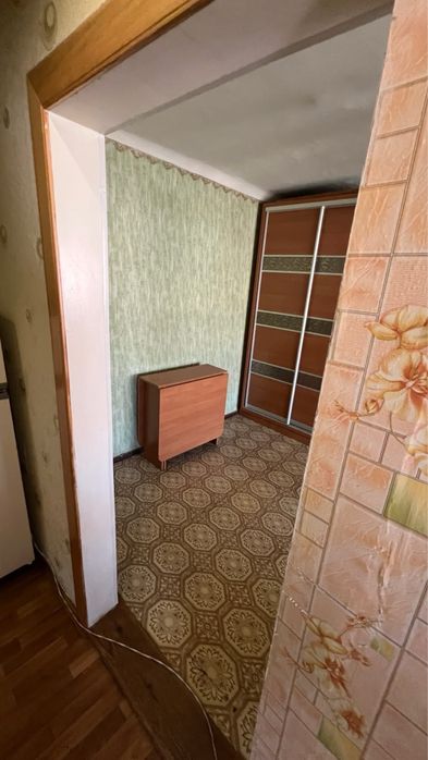 Продається однокімнатна квартира, м. Бар