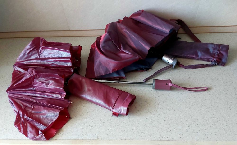 Зонты от солнца на пляж; от дождя, в т.ч. на реабилитацию