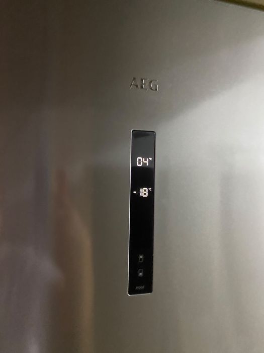 Frigorifico AEG conbinado