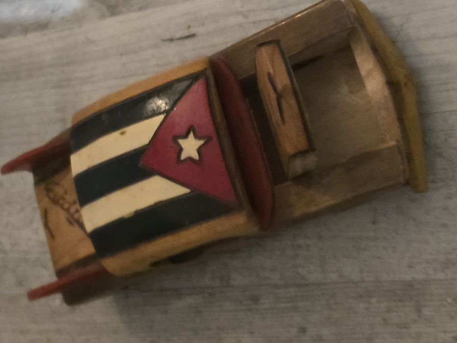 Carrinho CUBA cadillac