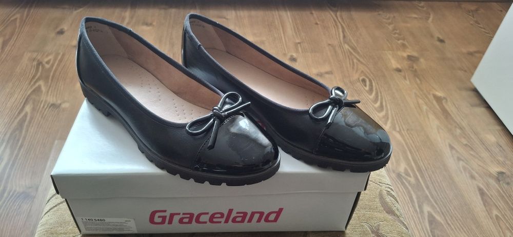 Buty dla dziewczynki