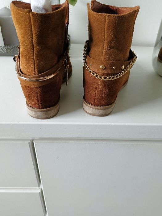 Botki damskie Carinii