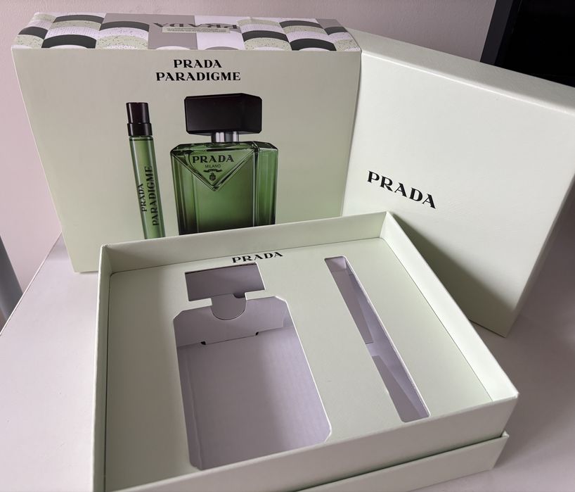 Piękne pudełko po męskim zestawie Prada. Tanio. Warto.