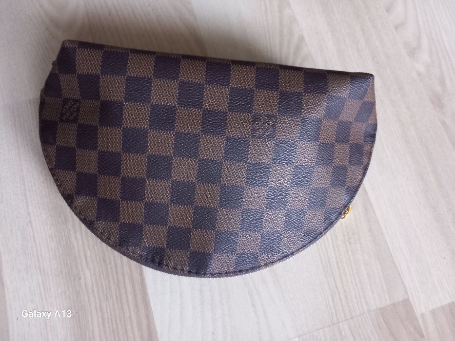 Louis vuitton kosmetyczka damska damier ebene