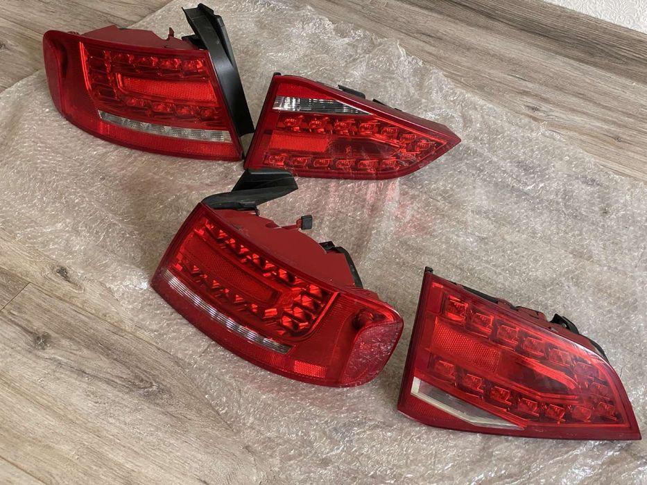 Задні стопи Ауді а4