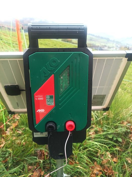 AKO sun Power 3000 i Peedrite S2000