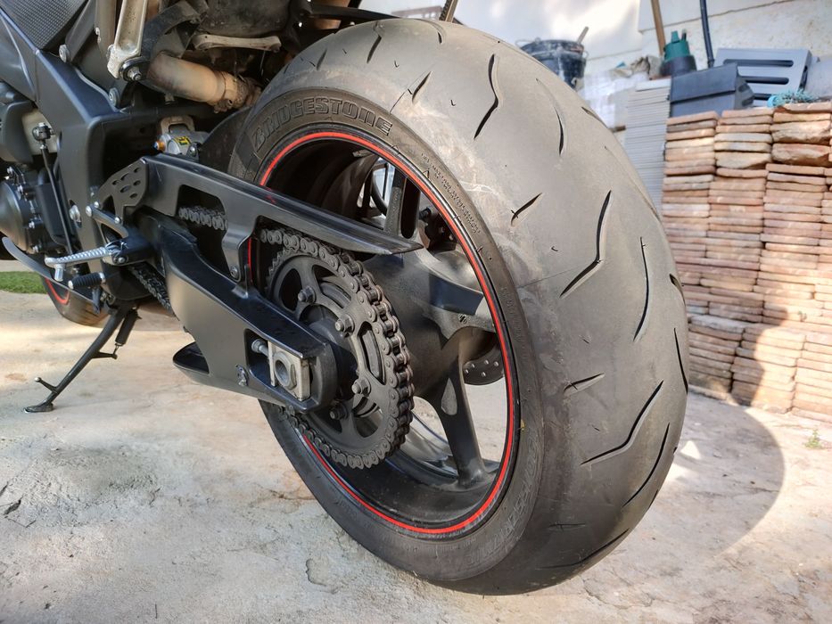 Yamaha R1 crossplane 2013