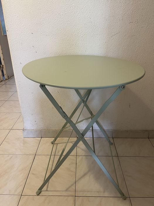 Mesa Dobrável de Jardim / Varanda