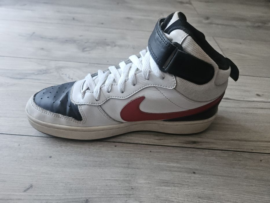Nike Court Borough Mid 2 GS roz. 38,5
