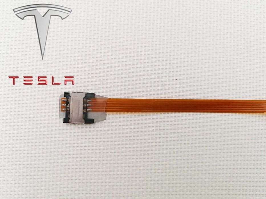 Подовжувач сім карт для Tesla