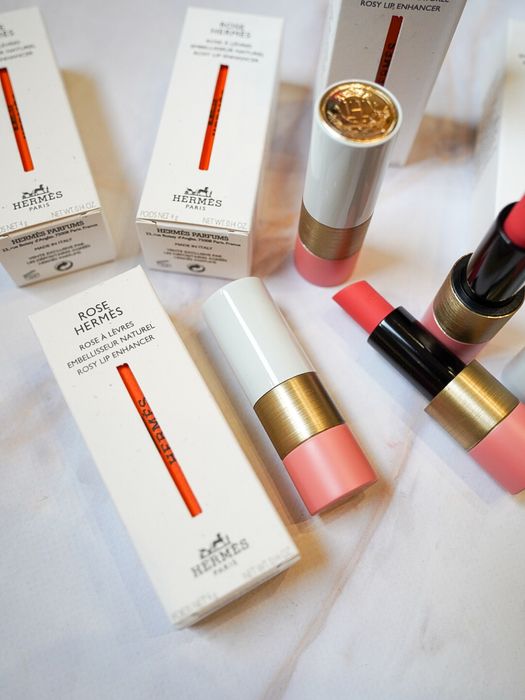 HERMES 香水、リップ Бальзам для губ Hermes Rosy Lip Enhancer 30 Rose d'Eté: 900 грн