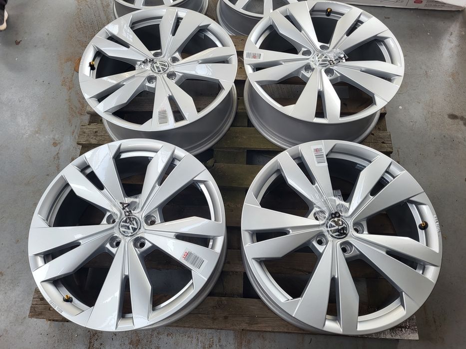 Alufelgi oryginal VW 5x112 7,5Jx19 et50 cb57,1mm jak nowe, 2020rok