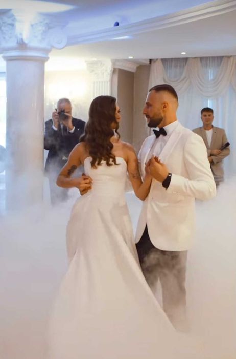 DJ wodzirej wesele, 18stka, ciężki dym, wiatraki iskier, fotobudka 360