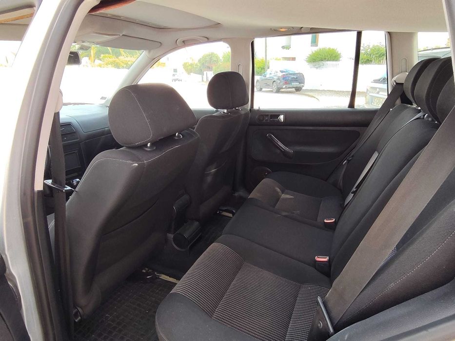 VW Golf Variant 1.9 TDI 115 Cv. Highline