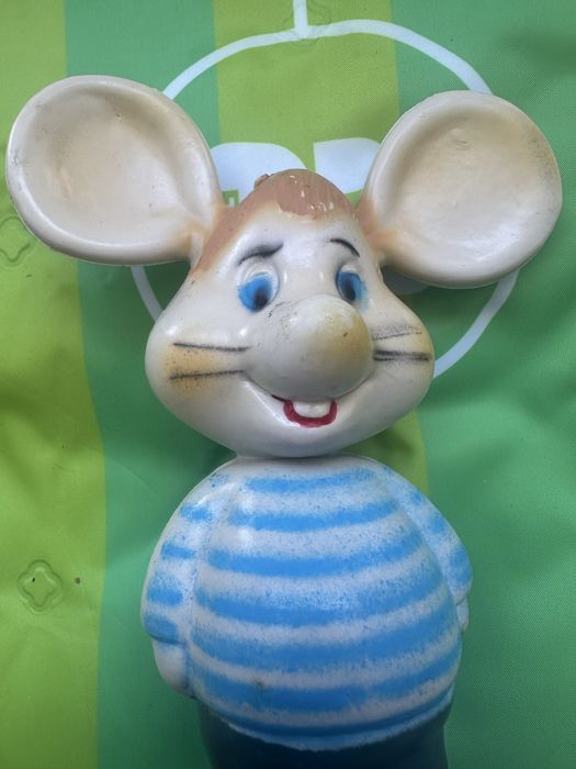 Topo Gigio mealheiro