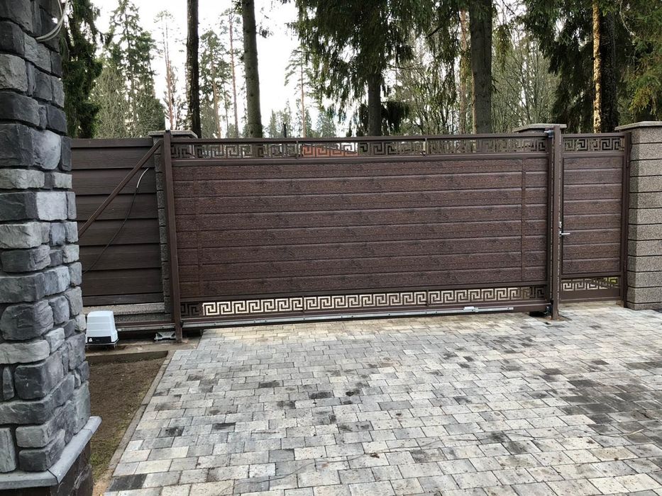 Вироби з металу,металоконструкції,меблі металеві,сходи,каркаси тощо...