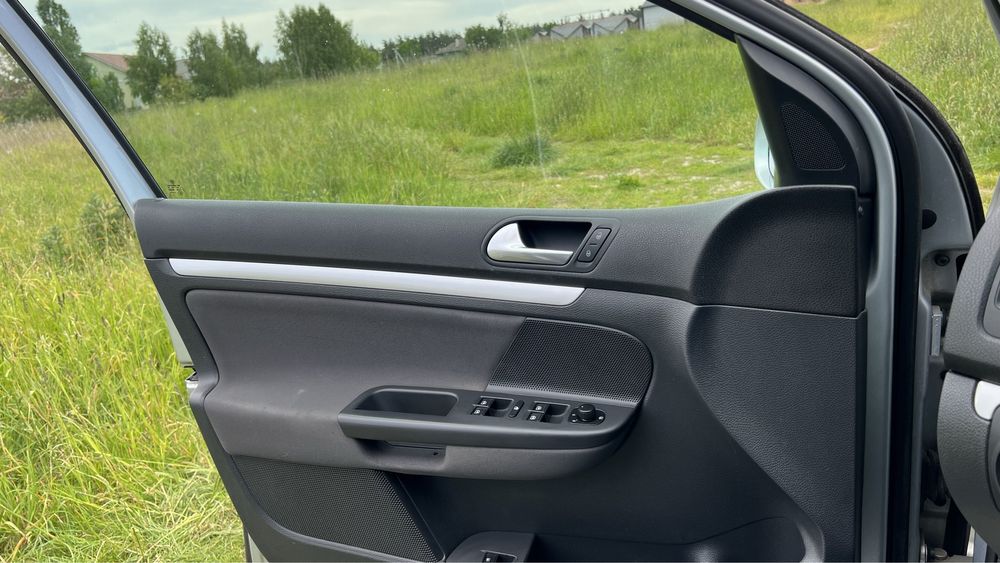 Volkswagen Golf 5 1.6 MPI