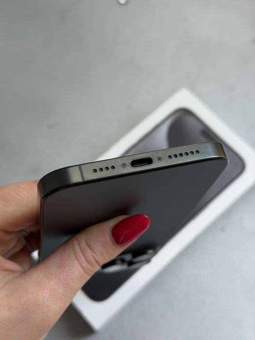 Apple iPhone 15 Pro Max 256GB Black. Neverlock. Esim