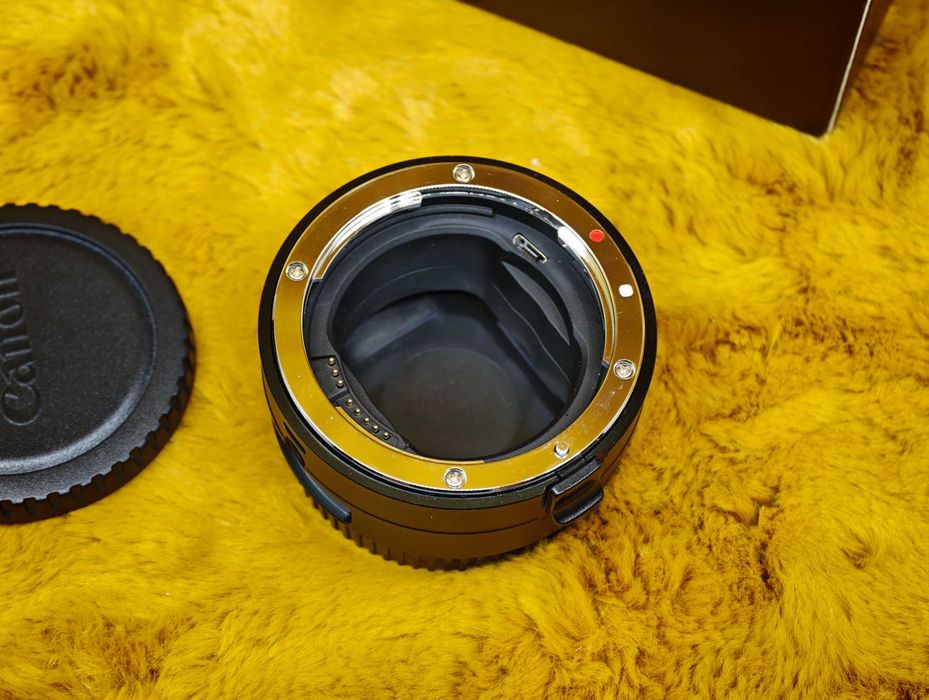 Адаптер Commlite CM-EF-NZ щоб ставити об'єктиви Canon EF -> на камери Nikon Z