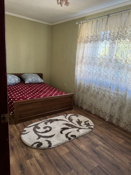 Сдам квартиру  в Центре район САТУ