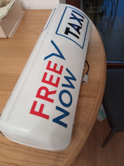 Lampa taxi free now oryginał