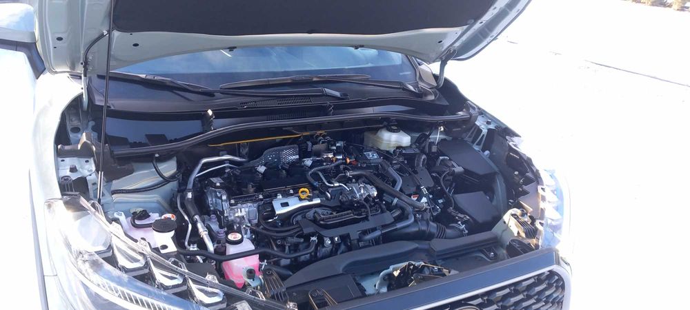 Toyota Corolla Cross 2,0 Hybrid 2025 rok 197 KM