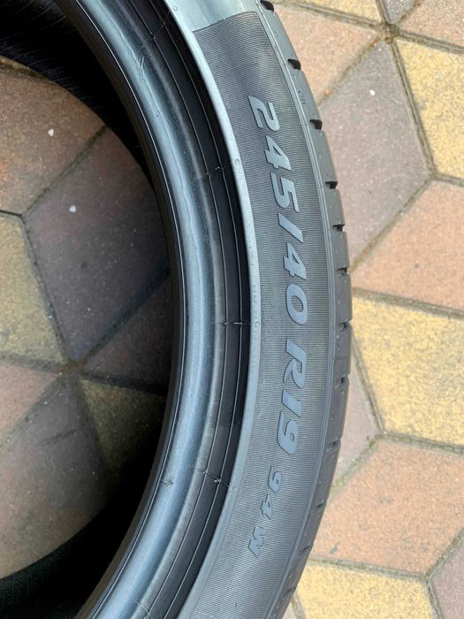 245/40 R19 Pirelli PZero PZ4. Шини літні 4 шт.