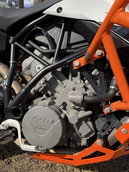 KTM 990 Supermoto