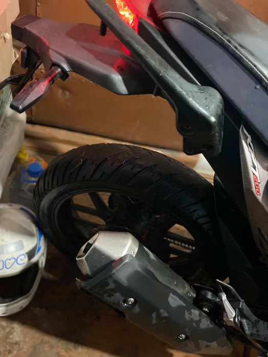 Продам мотоцикл Lifan kpt 200