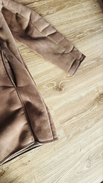 Sztuczny kożuch futro damskie męskie  L 40 pull& bear