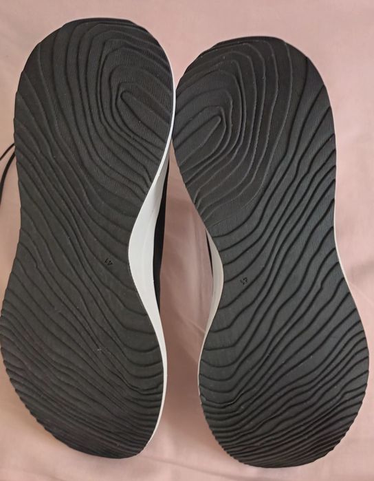 Ténis de corrida 41- NOVOS