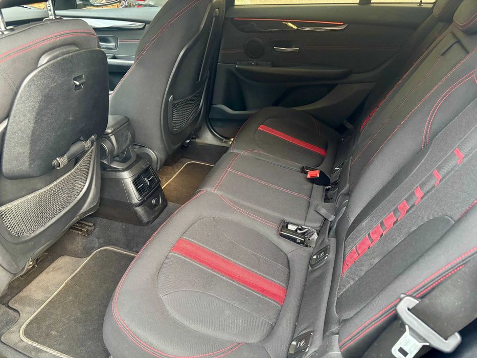 Bmw 218d x-drive 7-mio osobowy