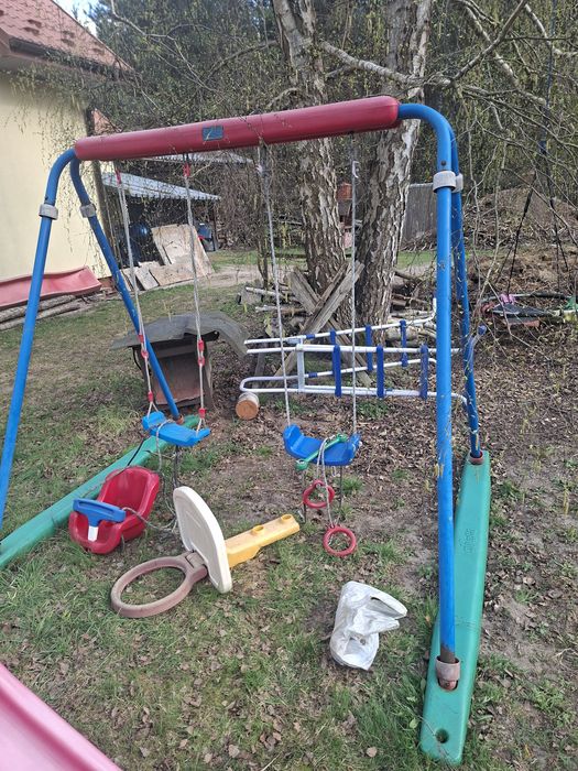 Hustawka rosnaca razem z dzieckiem chicco  razem z  elementami