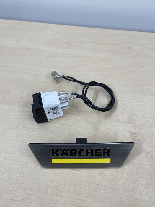 Włącznik pompki wody odkurzacz Piorący Karcher Se 4001 Se 4002